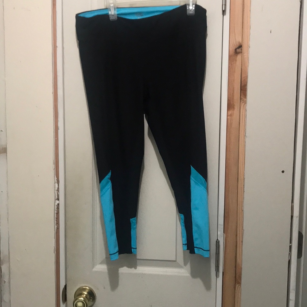 Yoga capris